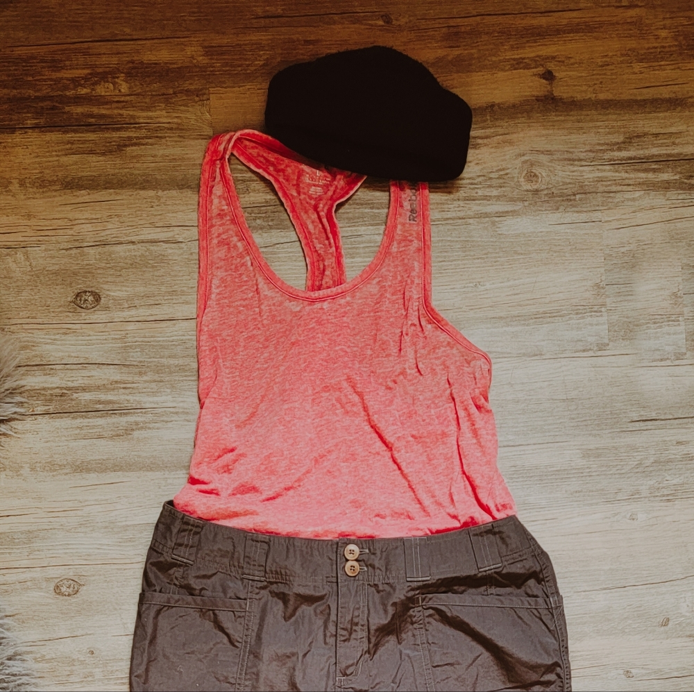 Brand new heathered tank